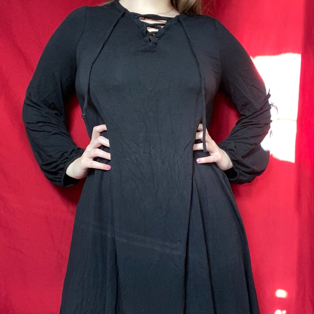 Women’s black long sleeve dress